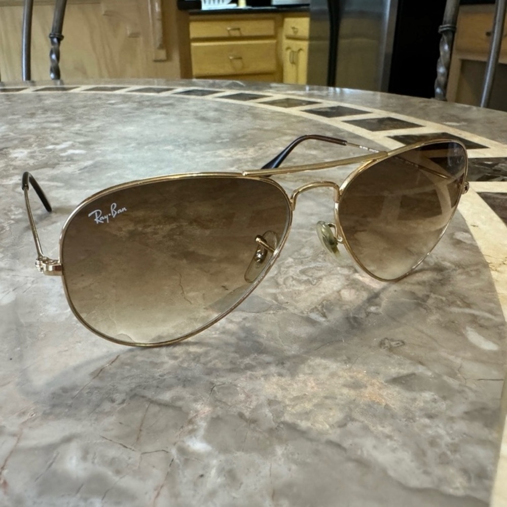 Ray-Ban Gold Gradient Aviator Sunglasses